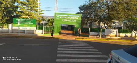 Left or right escola