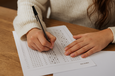 Left or right chatgpt image 29 de set. de 2025 08 05 08